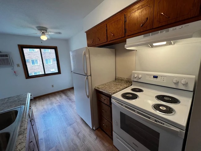 Kitchen 2 - 3826 Stinson Blvd NE