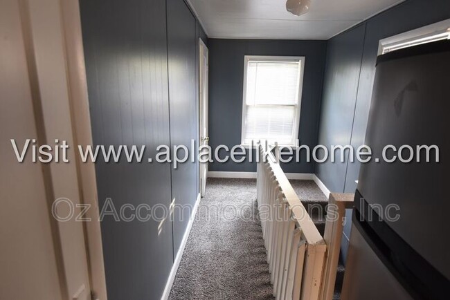 Building Photo - 745 Pacific Ave