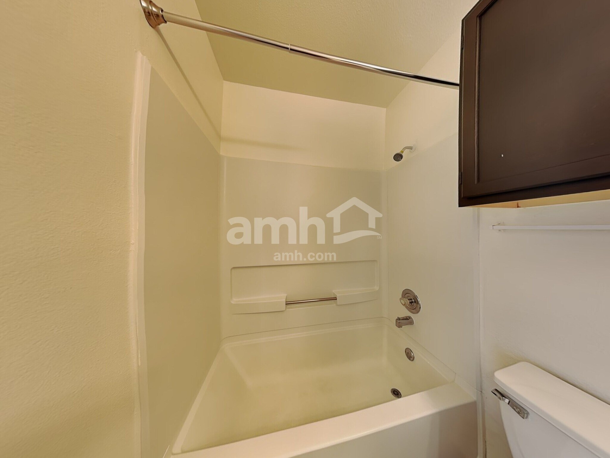 Building Photo - 6702 Sandy Point Dr