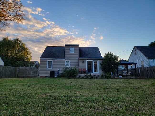 Building Photo - 8530 Old Ocean View Rd