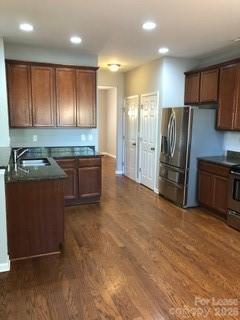 Building Photo - 5220 Chapel Chase Lane