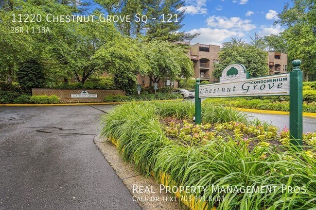 Building Photo - 11220 Chestnut Grove Square