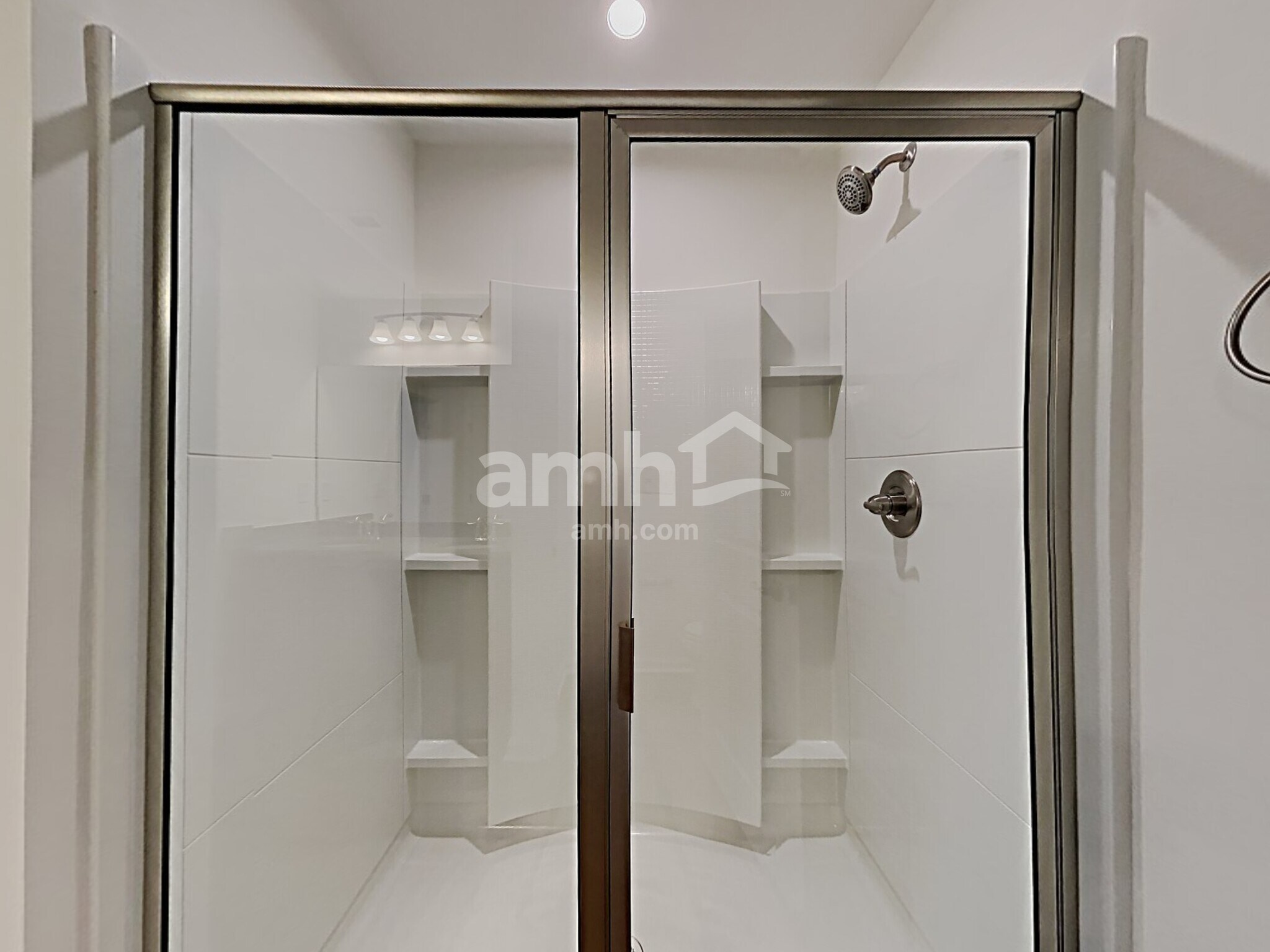 Building Photo - 5057 Twin River Dr