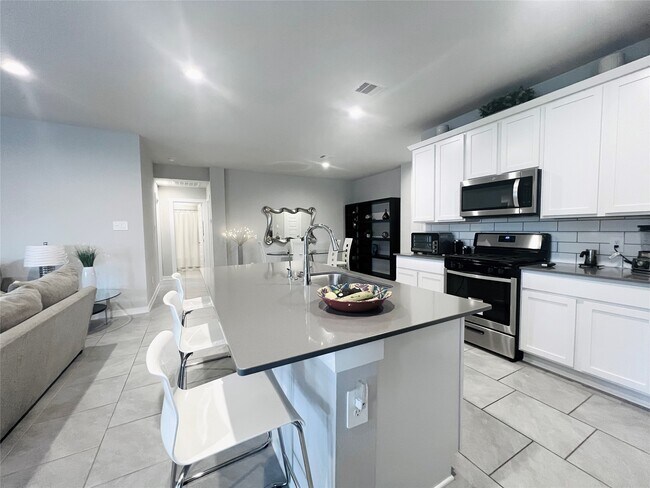 Building Photo - 3315 Dagostino Crk Dr