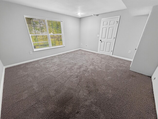 Building Photo - 5318 Godas Cir