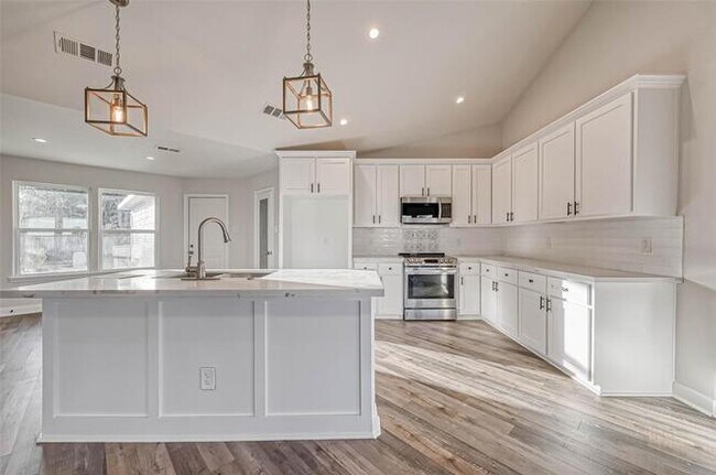 Building Photo - 1114 Briarmead Dr