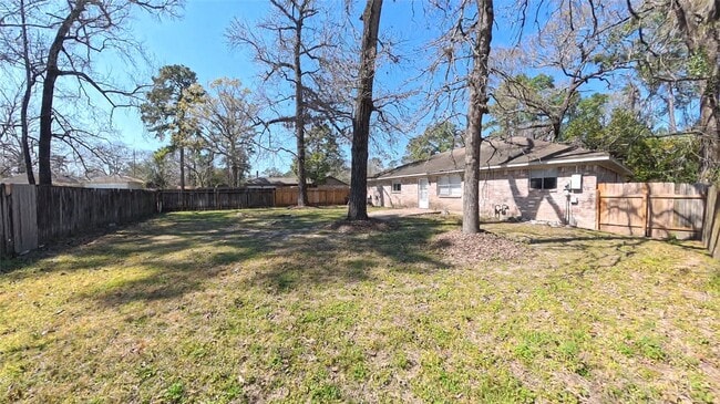 Building Photo - 3327 Valerie Ln