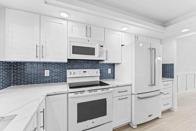 Building Photo - 2004 S Federal Hwy