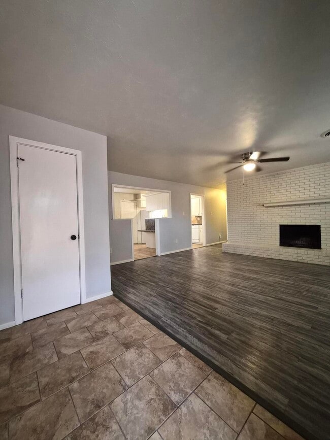 Building Photo - 3813 51st St