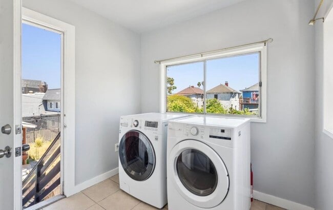 Building Photo - 1810 Adeline St