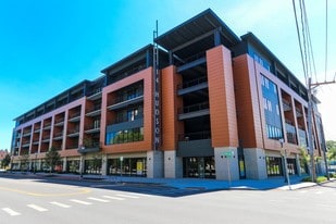 Exterior Building - 14 Hudson Apartments