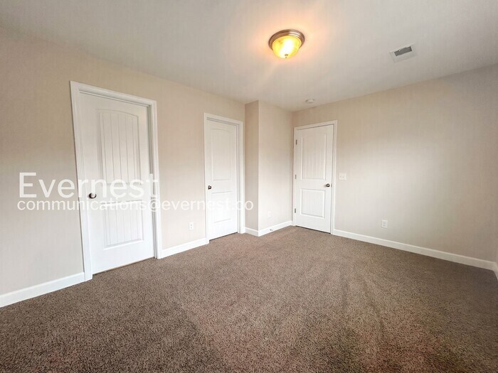 Building Photo - 2760 Sparrowgap Trl