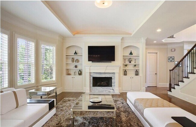 Building Photo - 6552 Long Acres Dr