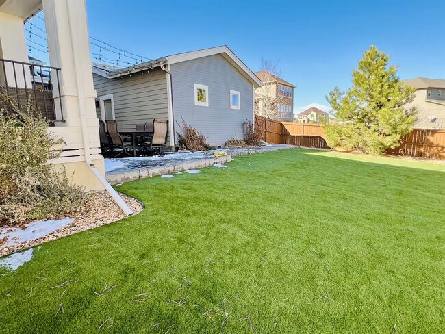 Building Photo - 15557 W 95th Ave