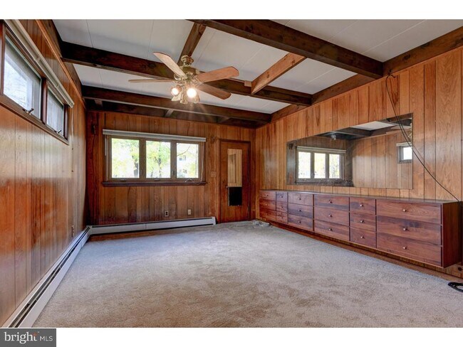 Building Photo - 181 Cranbury Rd