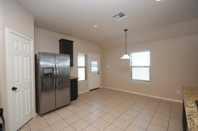 Building Photo - 10015 Bitternut Hickory Ln