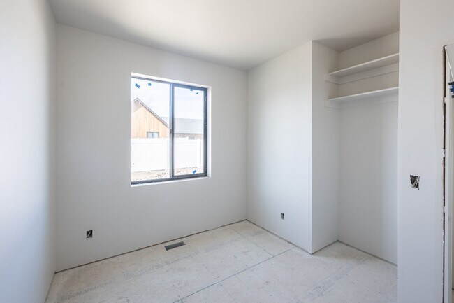 Building Photo - BRAND NEW 4 Bed/2 Full Bath Twin Home Main Unit in Sugar City! ALL UTLITIES ARE INCLUDED IN PRICE!!!