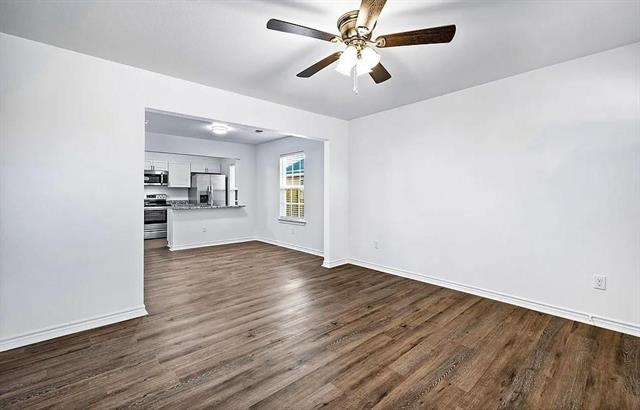 Building Photo - 406 E Elm St