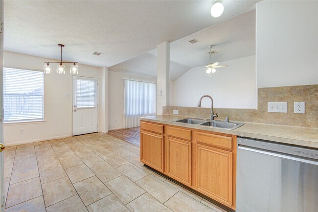 Building Photo - 21603 Juniper Meadows Dr