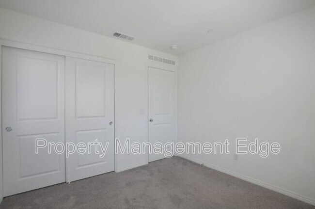 Building Photo - 30183 Sunset Pier Dr