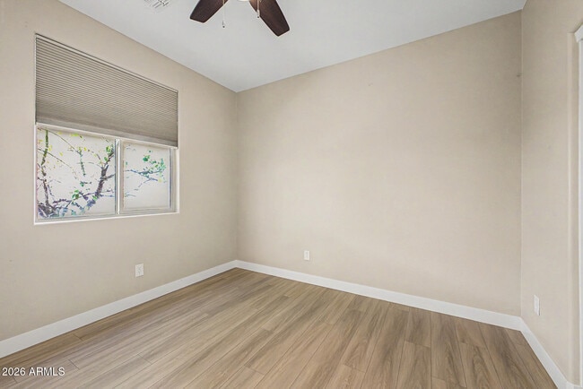 Building Photo - 3341 N 31st St