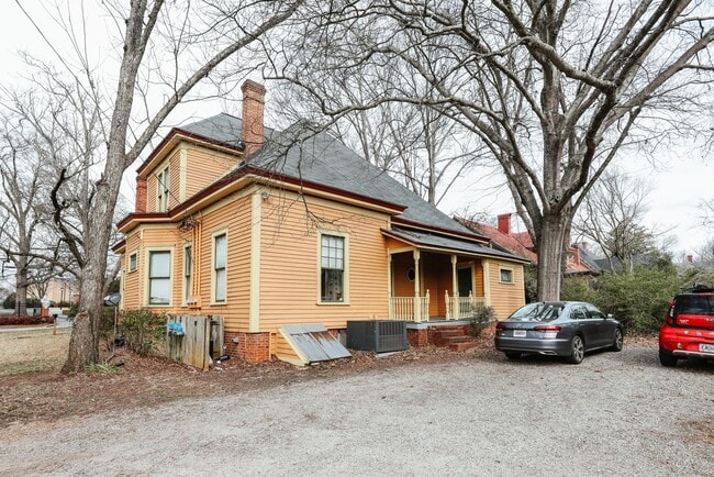 Building Photo - 295 Oglethorpe Ave