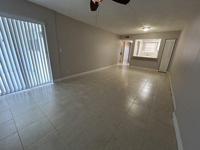 Building Photo - 6505 Winfield Blvd