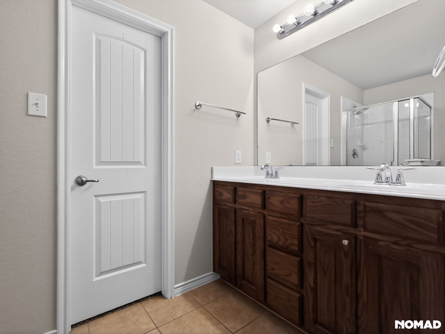 Building Photo - 2131 Colby Ln