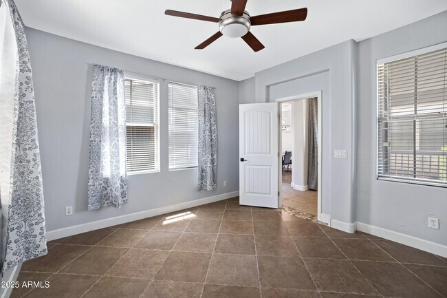 Building Photo - 1331 S Colt Dr