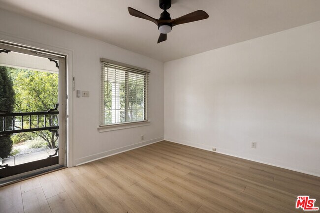Building Photo - 5126 Windermere Ave