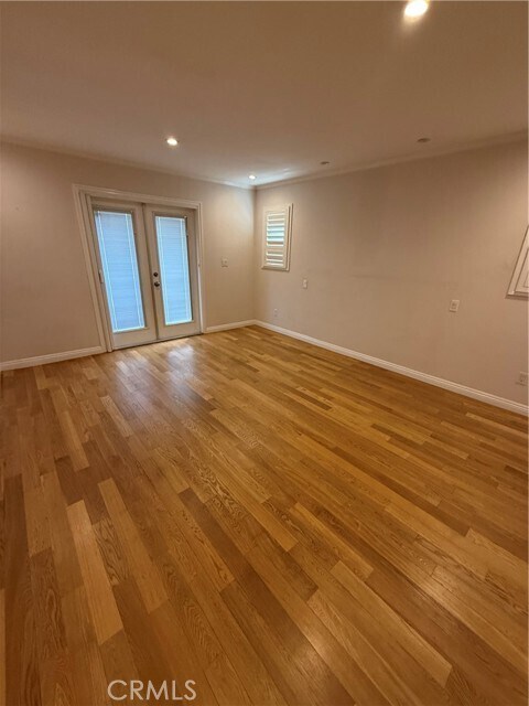 Building Photo - 5906 Graves Ave