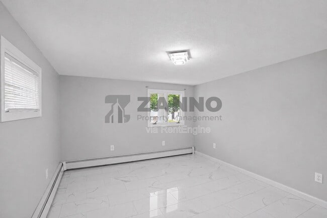 Building Photo - 40 Olney Ave