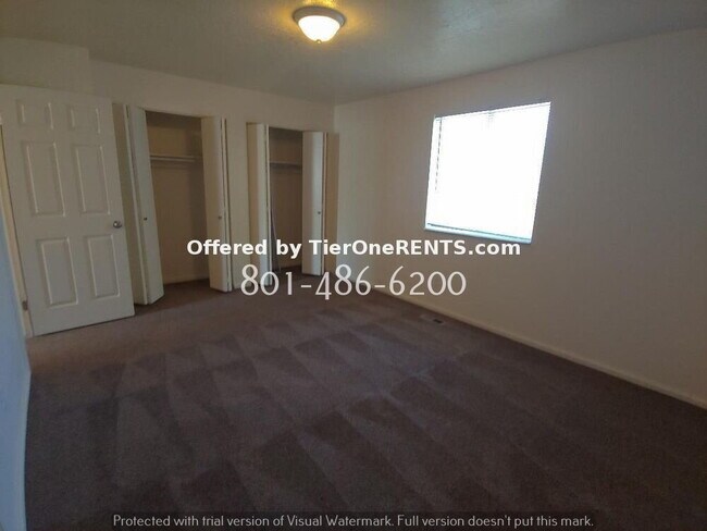 Building Photo - NO DEPOSIT option available for qualified renters!