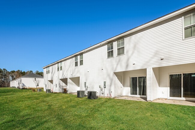 Building Photo - 157 Morning Line Dr, Moncks Corner, SC