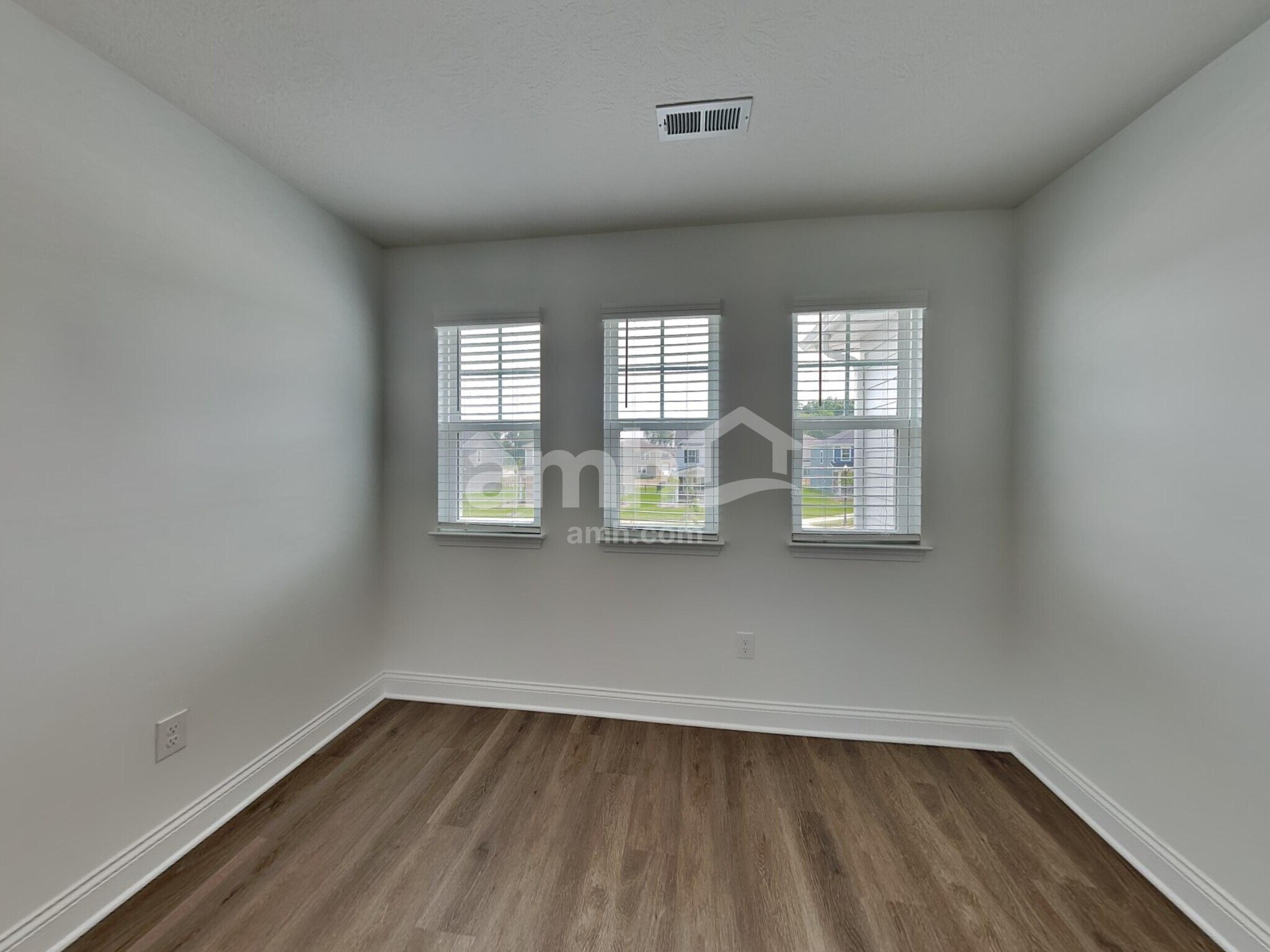 Building Photo - 412 Golden Maple Pl