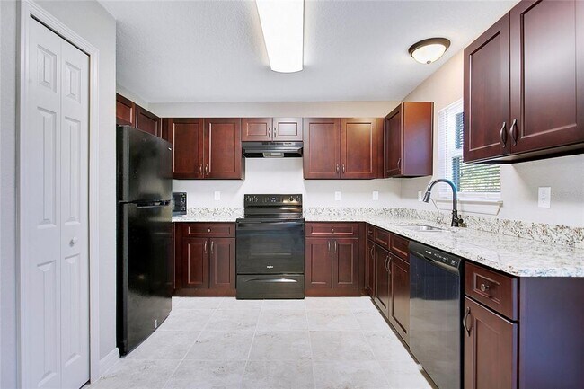 Building Photo - 6949 SW 152nd St