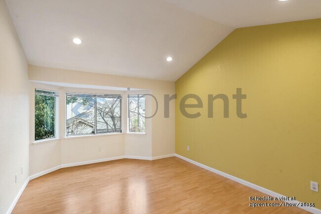 Building Photo - 6125 Linford Terrace