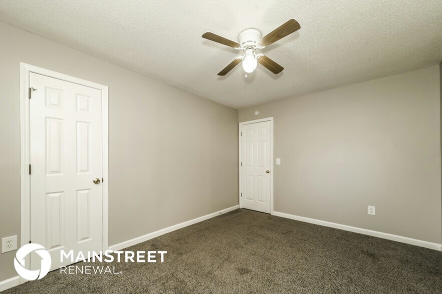 Building Photo - 33 Daisy Ln