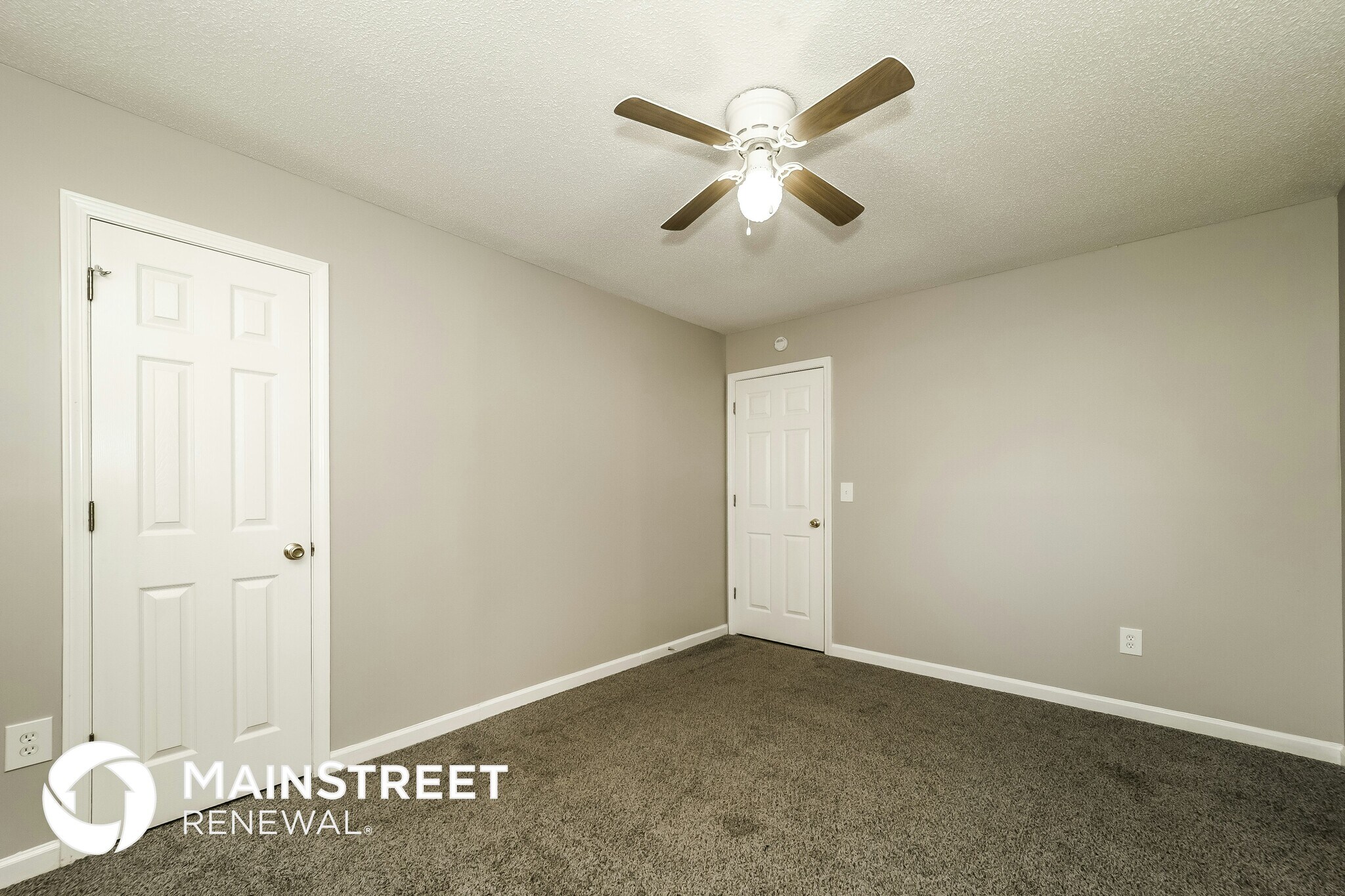 Building Photo - 33 Daisy Ln