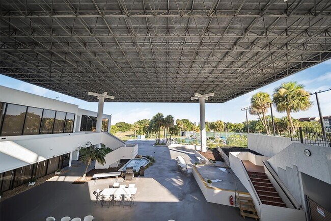 Building Photo - 6901 Environ Blvd