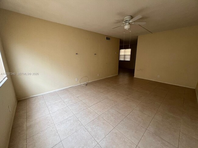 Building Photo - 1321 NW 43rd Ave