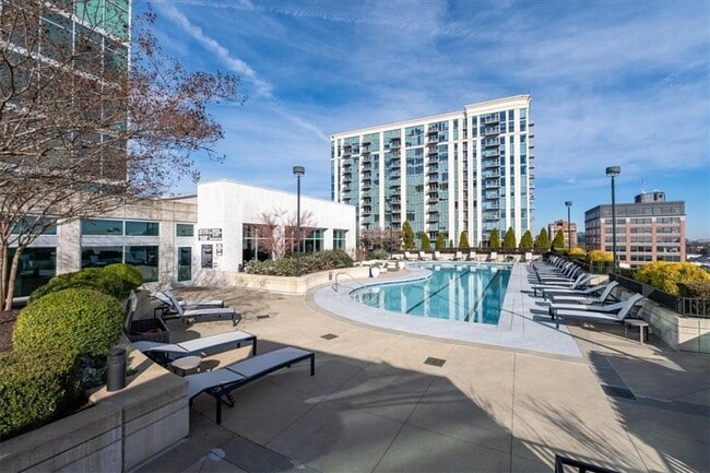 Building Photo - 250 Pharr Rd NE