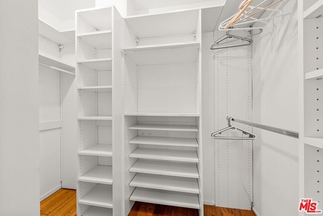 Building Photo - 23057 Sylvan St