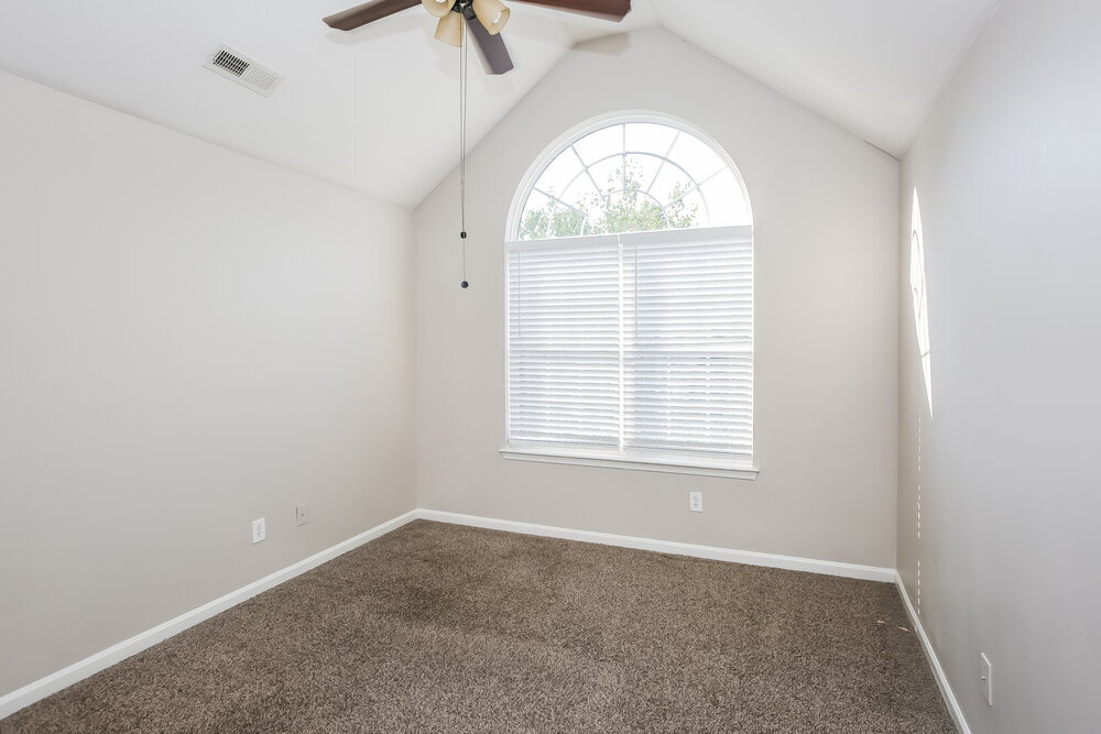 Building Photo - 3912 Parkers Fry