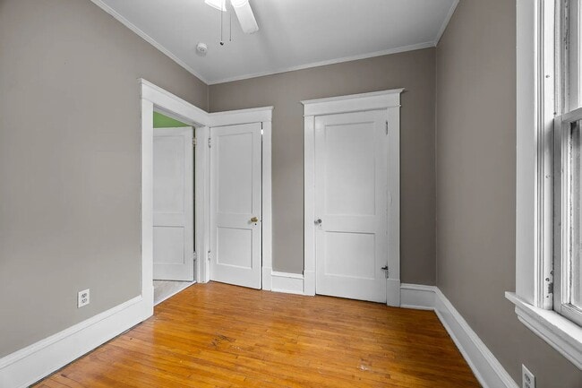Building Photo - 1217 Grand Ave