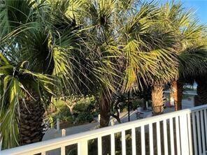 Building Photo - 4564 El Mar Dr