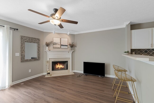 Building Photo - 650 Flintlock Ct