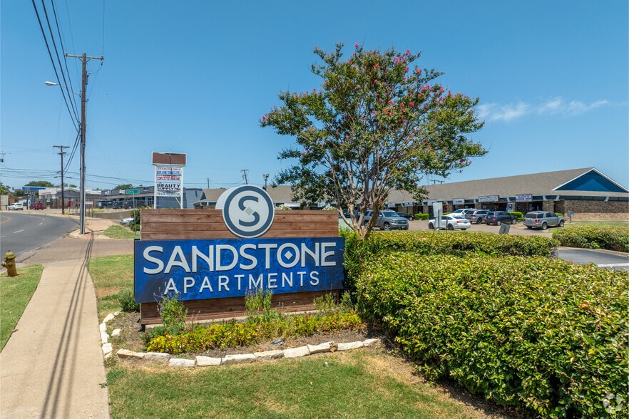 Signage - Sandstone