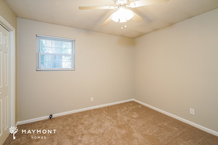Building Photo - 6006 McMillan Cir