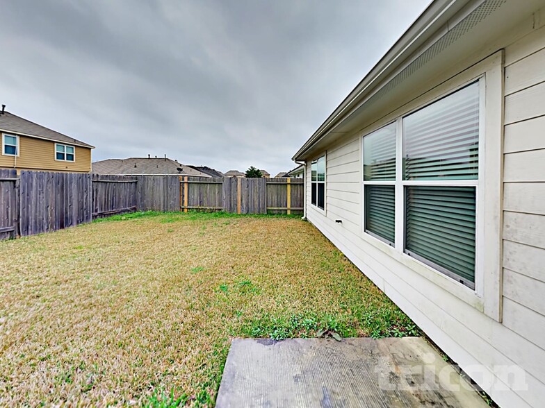 Building Photo - 12022 Green Bluff Ct